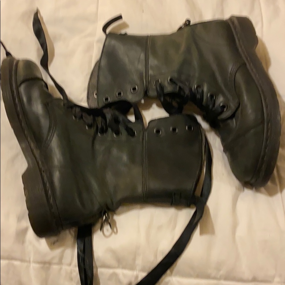 doc martens aimilita